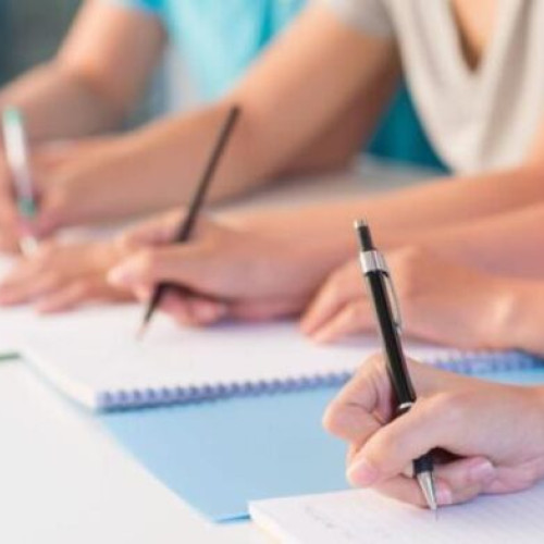 Profesorii dau proba scrisă pentru Titularizare 2024