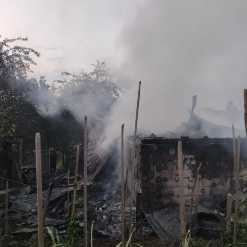 Incendiu în comuna Andreiașu de Jos: o locuință distrusă complet