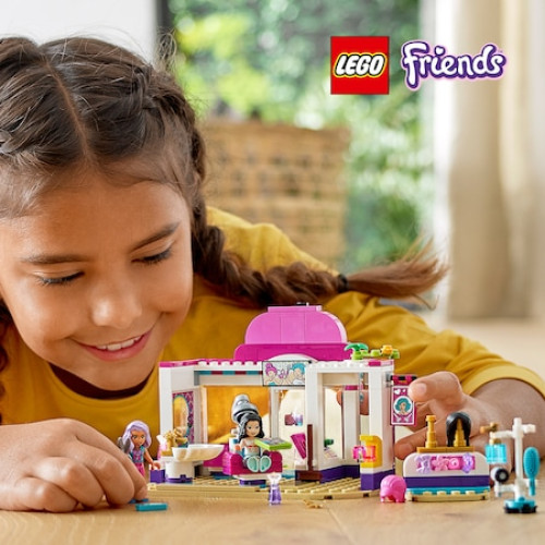 LEGO: Universul jucăriilor care stimulează creativitatea