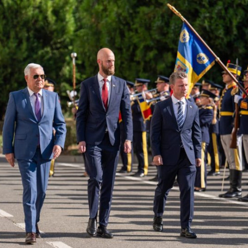 Ministrul apărării, Angel Tilvar, întâmpină oficiali suedezi pentru discuții de securitate
