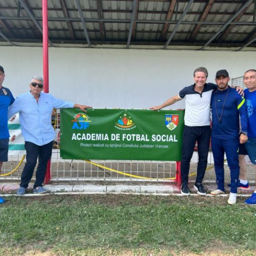 Academia de Fotbal Social își continuă activitatea în Vrancea