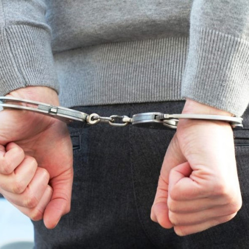 Bărbat reținut după ce și-a agresat concubina în Cîrligele