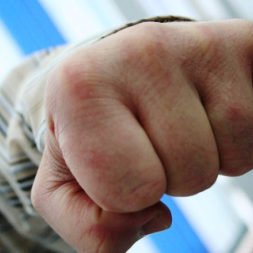 Tânăr polițist din Brăila agresat în timpul serviciului