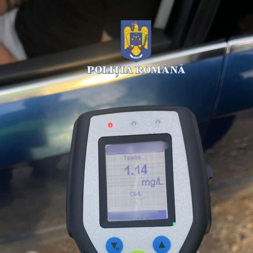 Tânăr de 24 de ani, prins la volan fără permis și cu alcoolemie