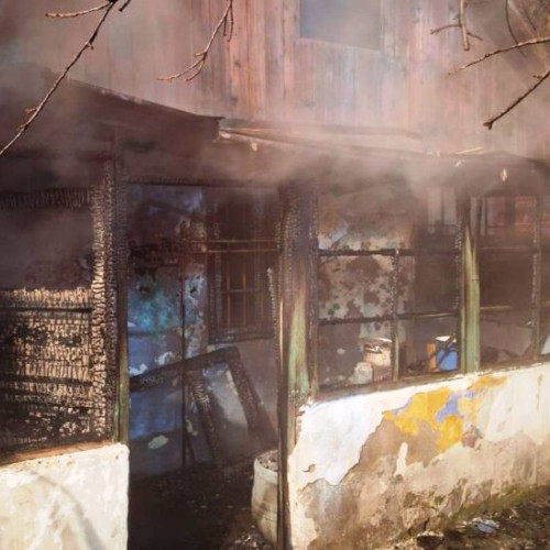 Incendiu devastator la o casă din Odobești