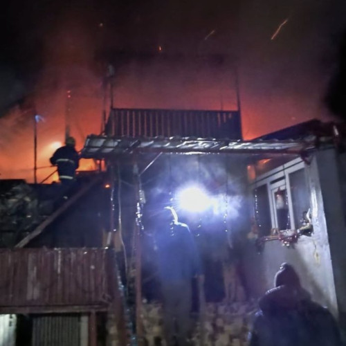 Incendiu devastator în satul Bicestii de Sus