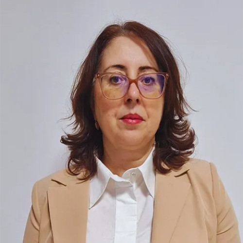 Adina Padurariu devine noul director al fabricii de BCA din Adjud