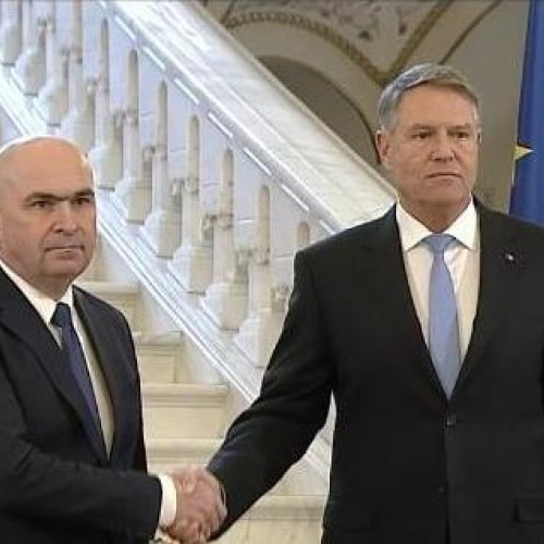 Ceremonia de încheiere a mandatului lui Klaus Iohannis și preluarea mandatului interimar de către Ilie Bolojan