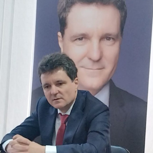 Nicușor Dan, în vizită la Focșani pentru a-și prezenta candidatura la președinția României