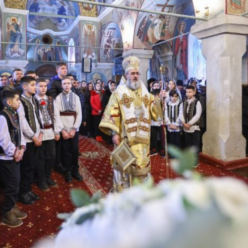 Vizantea-Livezi: Întâlnire religioasă cu Arhiepiscopul Ciprian