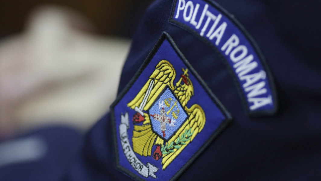 Șeful poliției din Alexandria a lovit 2 mașini băut la volan și a fugit