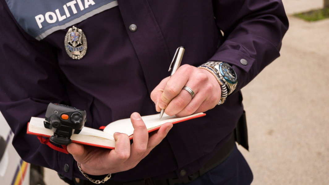 Șofer din Prahova amendat pentru înjurături la polițiști