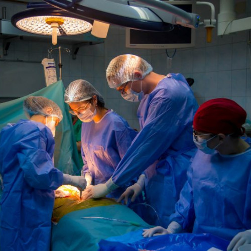 Un bărbat din Vrancea a primit o nouă șansă la viață după un transplant de rinichi