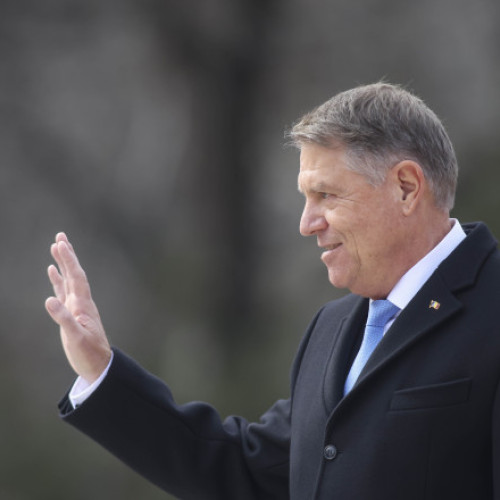 Administratia Prezidentiala a desecretizat costurile zborurilor lui Klaus Iohannis