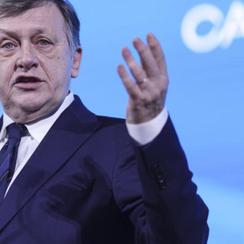 Crin Antonescu: Președintele nu poate demite premierul