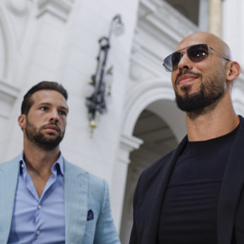 Fratii Andrew și Tristan Tate se întorc în România