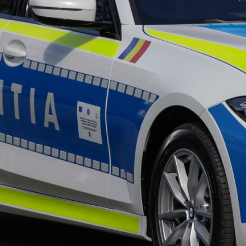Tânăr de 16 ani prins conducând fără permis și dând date false