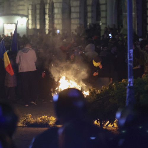 Arestări în cazul violențelor din fața Biroului Electoral Central