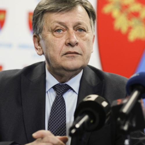 Crin Antonescu: Politicienii români sunt rezultatul societății