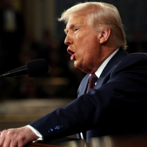 Donald Trump anunță creșterea tarifelor vamale pentru China la 125%