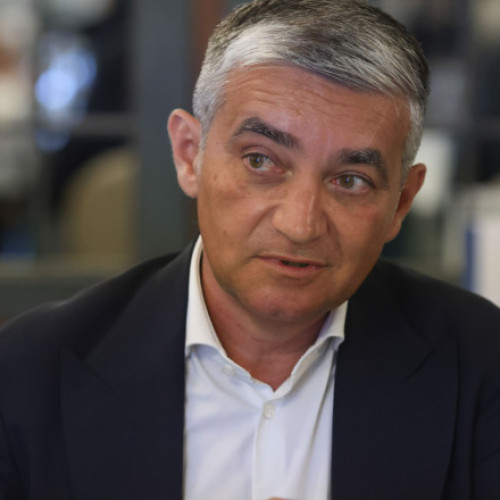Procurorii DNA au percheziționat Primăria Sinaia în cazul primarului Vlad Oprea
