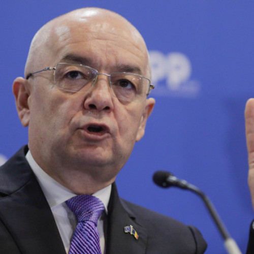 Emil Boc îndeamnă românii să voteze pentru opțiunea pro-europeană