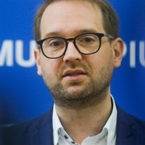 Dominic Fritz discută despre formarea noului guvern