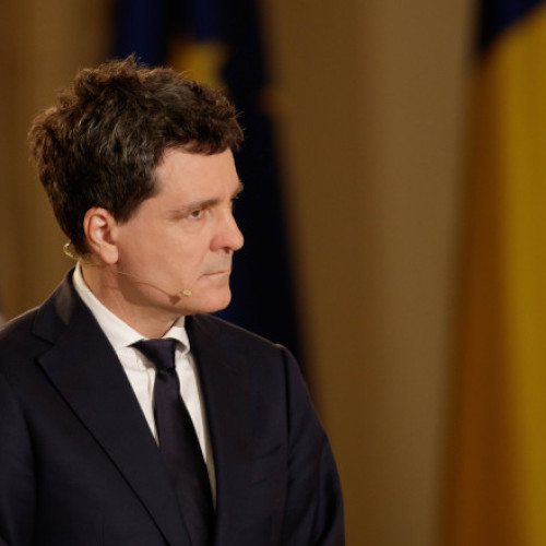 Nicușor Dan va merge în Polonia
