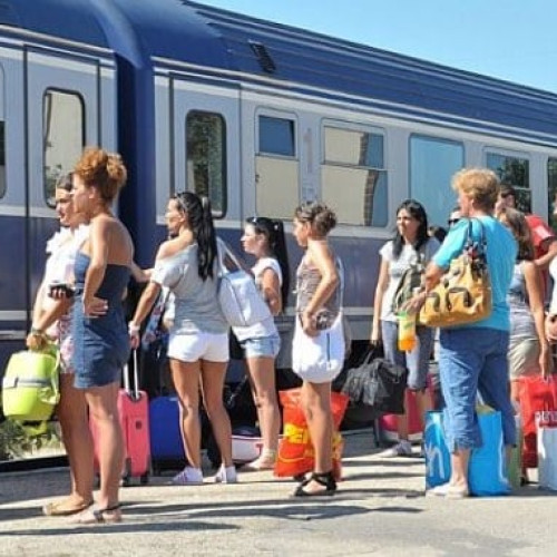 CFR Călători lansează programul estival &quot;Trenurile Soarelui&quot; pentru sezonul 2025