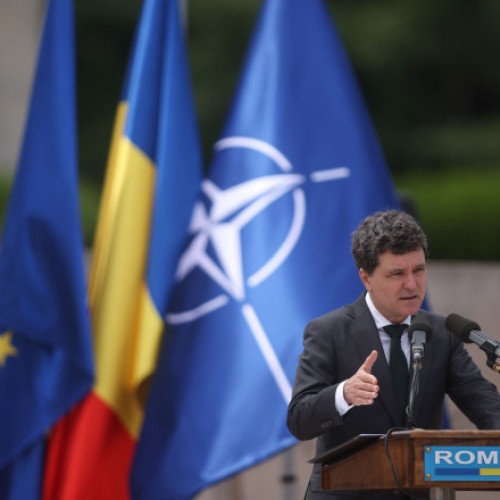 Nașterea unui summit NATO important în Vilnius, la începutul lunii iunie, conform digi24.ro, a adus în centrul atenției eforturile de consolidare a securității în Europa. Gitanas Nauseda, președintele Lituaniei, va găzdui această reuniune, la care vor participa lideri din mai multe țări, inclusiv șefii de stat din formatul B-9, țările nordice, precum și liderii Ucrainei, Danemarcei și Poloniei.