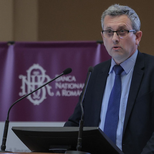 Principiile fiscalității prudente, un adevărat ghid pentru gestionarea banilor publici, au fost încălcate în ultimii ani, susține economistul-șef al Băncii Naționale a României (BNR), Valentin Lazea. Potrivit digi24.ro, acesta menționează că, în teorie, aceste principii ar trebui să fie cunoscute de orice economist, precum evitarea traiului peste posibilități și menținerea unui buget echilibrat sau cu deficit zero în perioadele de creștere economică.