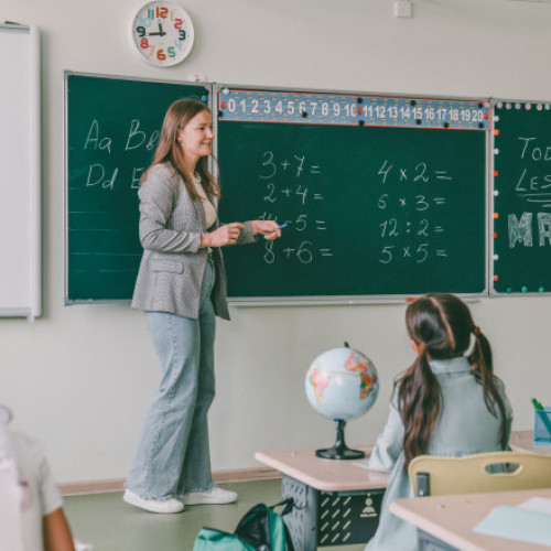 Ziua Invatatorului, ziua dedicată cadrelor didactice din România