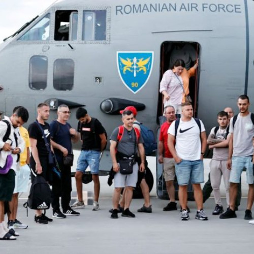 România a evacuat 121 de cetățeni din zona de conflict din Orientul Apropiat