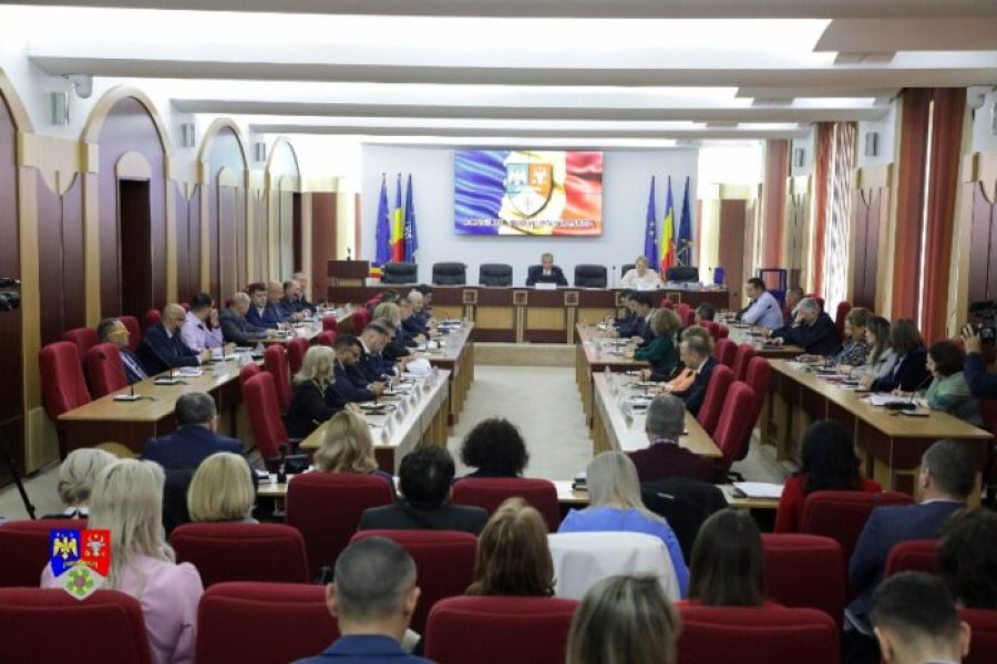 consilierii județeni din vrancea vor discuta proiecte importante în ședința extraordinară