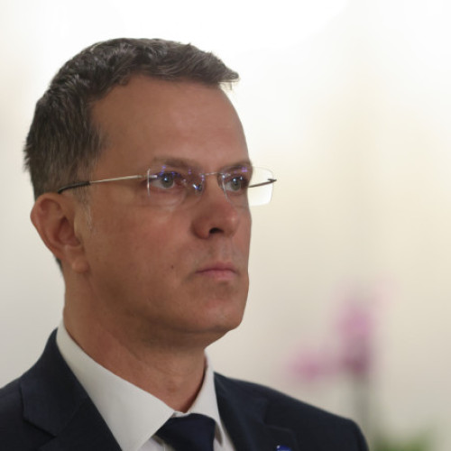 Un fost şef SIS moldovean, acuzat de trădare, ridicat de DIICOT