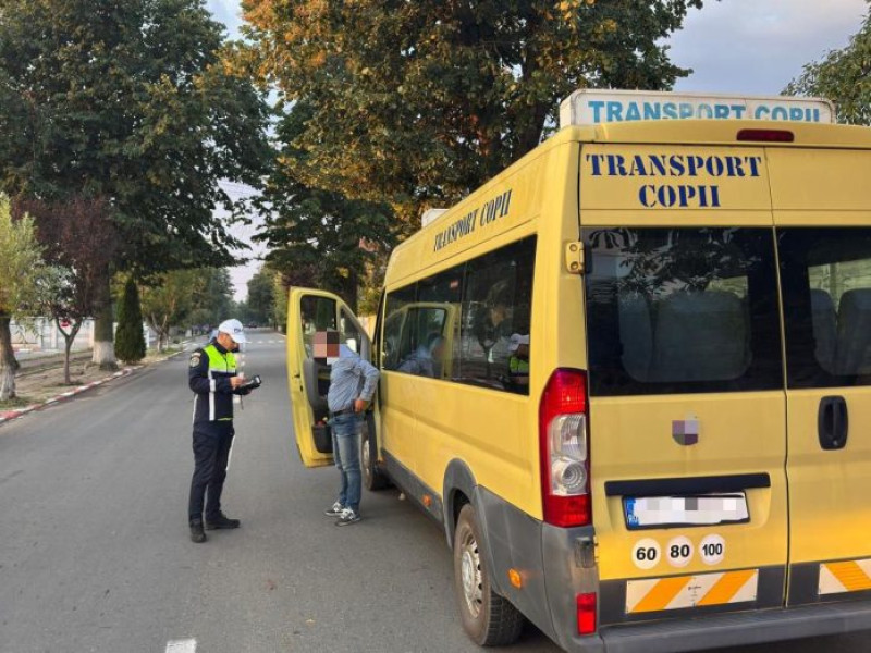 Poliția Vrancea verifică transportul elevilor la începutul anului școlar