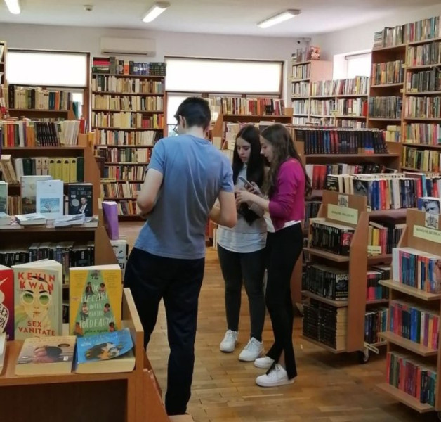 Consiliul Județean Vrancea investește în educație prin două proiecte dedicate tinerilor
