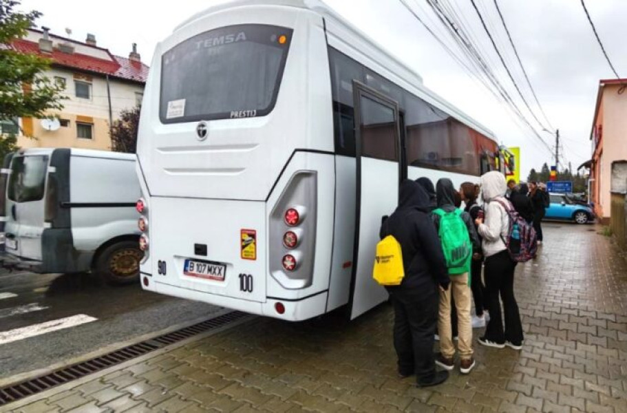 Consiliul Județean Vrancea verifică transportul elevilor navetiști la început de an școlar