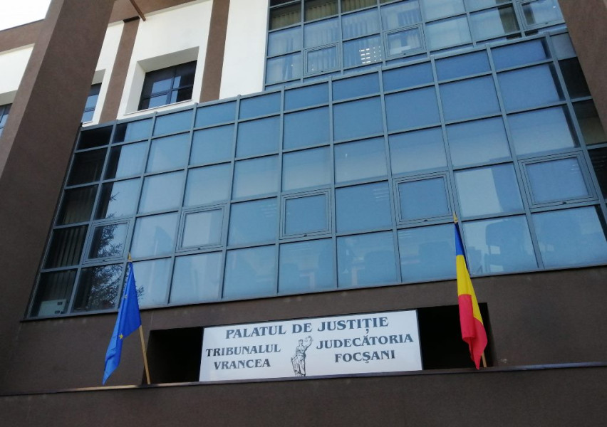 Judecătorii din Vrancea renunță la protest și reiau activitatea de judecată