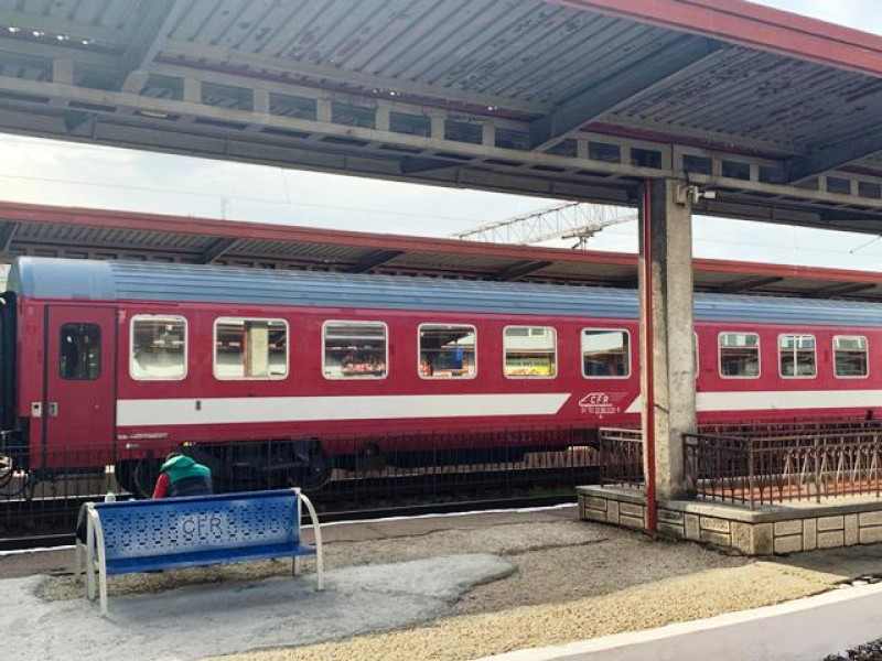 CFR a reluat circulația trenurilor după soluționarea datoriilor reciproce