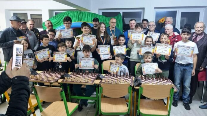 Cupa ziua armatei la șah s-a desfășurat la focșani și adjud cu numeroși participanți