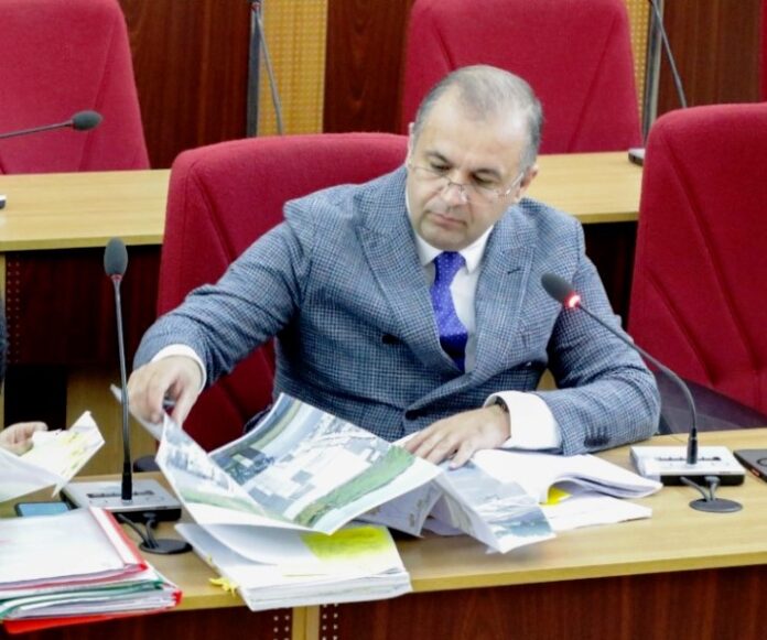 Consilierii PNL au votat împotriva protejării investiției blocată de minister