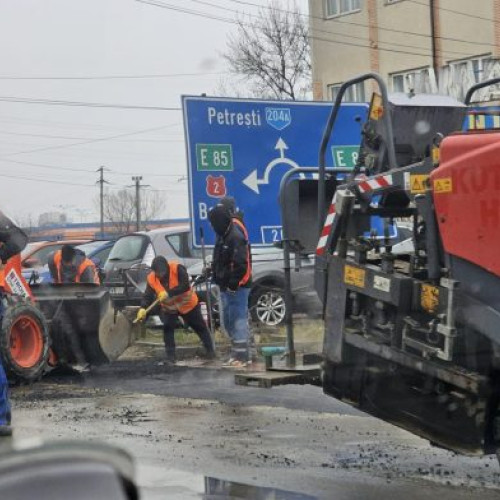 Asfaltarea intersecției Big blochează traficul în Focșani joi. Multe străzi își închid porțile.