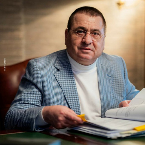 Valentin Resmeriță, candidatul PNL la Primăria Focșani: ”Peste tot vedem lucrări executate prost, în bătaie de joc. Banii noștri sunt aruncați pe fereastră și este inacceptabil! Este nevoie de o administrație eficientă, în folosul focșănenilor!”