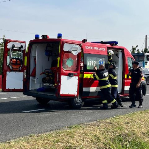 Șofer vrâncean vinovat de producerea unui accident în județul Galați. Două persoane au fost rănite