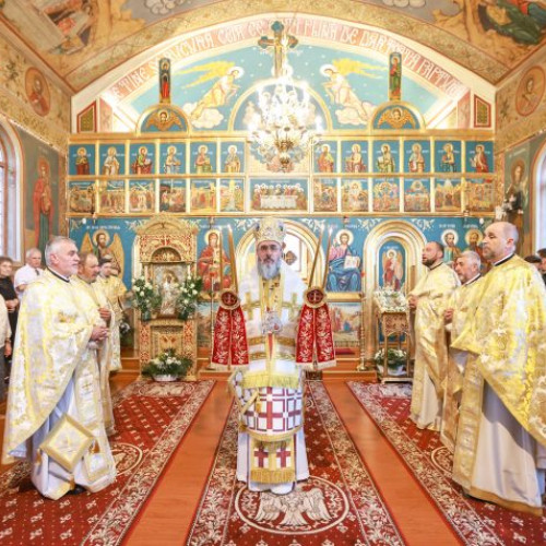 Credincioșii bisericii &quot;Sfinții Apostoli Petru și Pavel&quot; din Panciu și-au serbat hramul