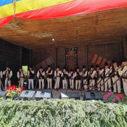 Festivalul de muzică populară &quot;Comoara Vrancei&quot; organizat în comuna Naruja