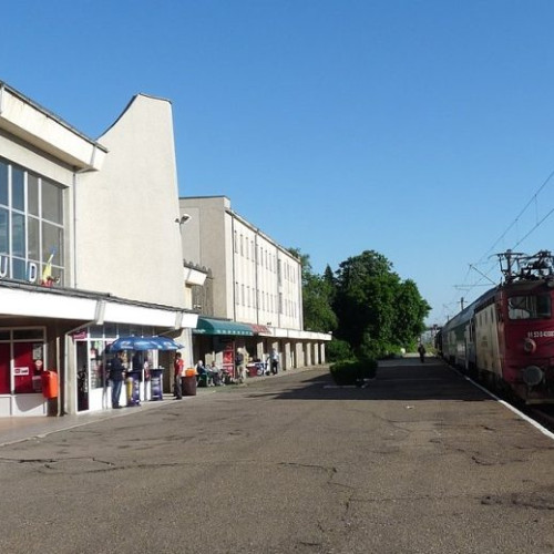 CFR anunță întreruperi și modificări în circulația trenurilor pe ruta Adjud - Urechești