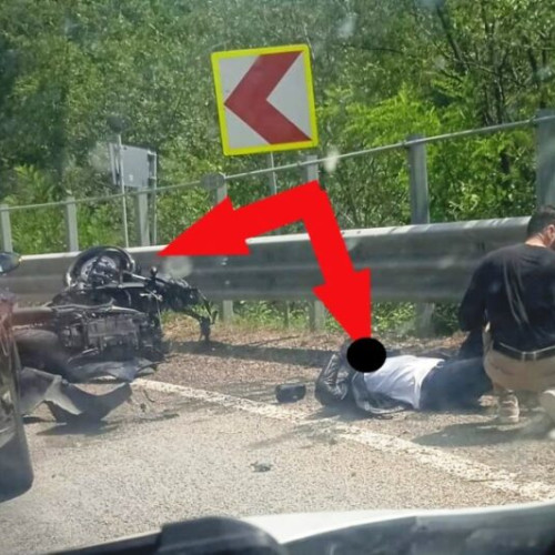 Accident rutier la Valea Sării! Un motociclist a fost lovit de un autoturism